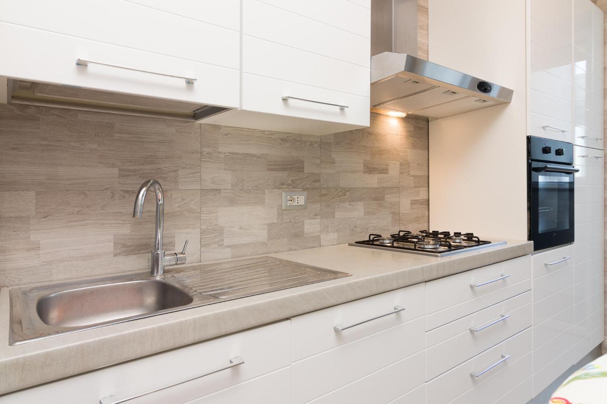 Appartement Nuovissimo Attico 17esimo Piano, 10 Posti Letto